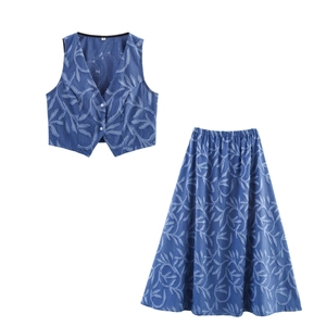 Women Jacquard Leaf Pattern Sleeveless V Neck Vest And High Waist A Line Long Skirt Denim Style Streetwear Blue