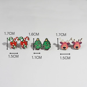 Detailed size specifications for wooden Christmas studs featuring tree and reindeer shapes