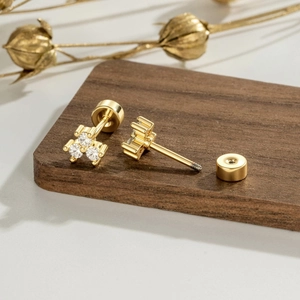 Classic 18K gold geometric zircon screw back stud earrings with three-stone setting