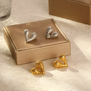Textured Heart Stud Earrings Stainless Steel With 18K Gold Earring Post Liquid Geometric Design For Women