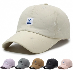 Quilted Baseball Cap Warm Winter Diamond Pattern Polyester Adjustable Back Bird Logo Patch Korean Style Women Men