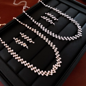 Luxury 2-piece silver and gold jewelry set with square geometric zircon necklaces and earrings
