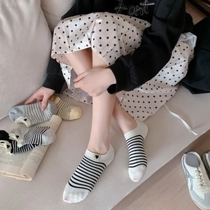 Women's cotton striped low-cut boat socks with heart embroidery for spring and summer