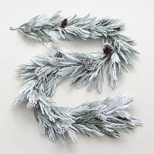 Christmas Garland Snowy PE Pine Needle Rattan With Natural Pine Cones Red Berries Festive Holiday Decoration For Door Stairs Fireplace Mantle Home Ornament