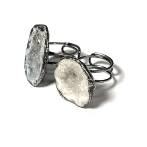 Retro handmade geode crystal ring with antique silver plating and adjustable wrap band