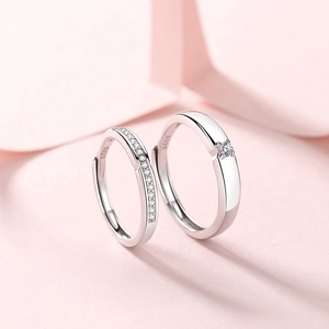 S925 sterling silver couple rings featuring a sparkling pave diamond band and a solitaire ring