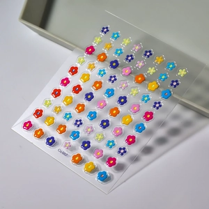 Stickers à ongles 5D fleurs en relief aux couleurs bonbons 3D sur feuille claire