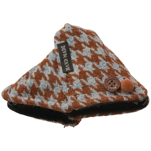 Plaid triangle hair claw clip with handmade label and button for daily hair styling