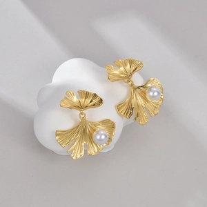 French vintage gold ginkgo leaf stud earrings with white pearls for elegant women