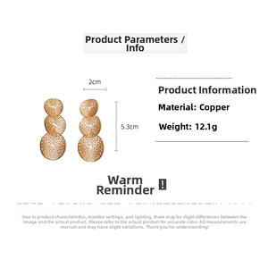 Detail showing dimensions of retro golden geometric mesh earrings with triple circle layers
