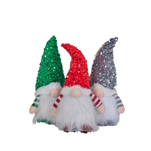 Trois gnomes de Noël avec lumières LED en rouge, vert et gris avec des paillettes