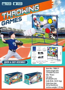 Vue détaillée du jeu de cible de baseball avec cadre, balles et divers accessoires