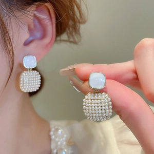 Elegant French style square studs with white oil drip and cluster pearls for women