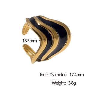 Detailed view of black enamel wave ring dimensions showing width and inner diameter