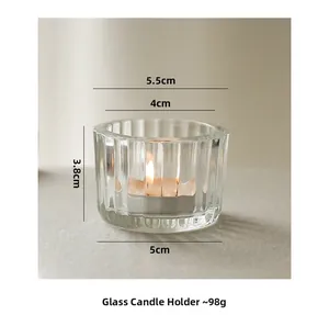 Portacandele in vetro cristallo a coste verticali con dimensioni precise e riflessi eleganti