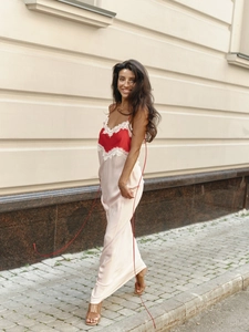 Elegant long satin dress with red lace patchwork and slim straps for a chic summer look