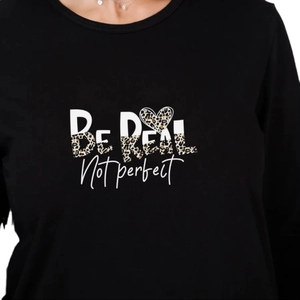 Damen Schlafanzug in Schwarz mit BE REAL Leopardenmuster-Slogan und Herz-Motiv