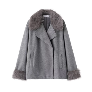 Elegant grey short wool coat for women with plush faux fur collar and cuffs detail