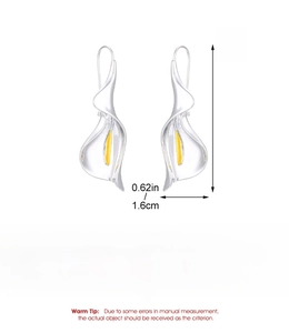 Detail showing irregular lotus leaf earrings dimensions and copper material specs