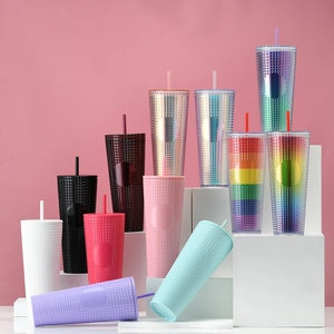 Detailed grid showing 710ml textured tumblers in multiple colors on white geometric stands