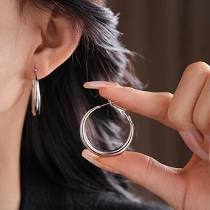 Minimalist Geometric Polished Round Hoop Earrings For Women Alloy Jewelry With Silver Earring Post
