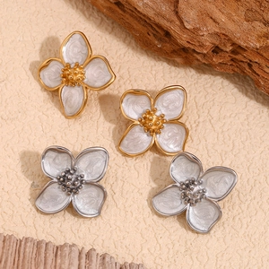 Flower Stud Earrings Stainless Steel 18K Gold Plated White Enamel Vintage Sweet French Style For Women Elegance