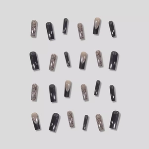 Lot de 24 faux ongles cercueil longs avec motifs de cœurs noir et gris et style français