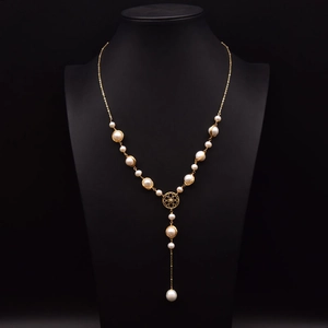 Design Originale Collana Lunga a Forma di Y con Perle d'Acqua Dolce Naturali per Donna Retrò Europeo Gioielli in Lega di Rame Tessuti a Mano