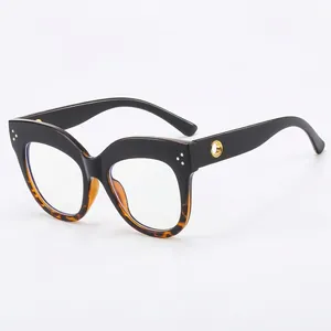 Eleganti occhiali cat-eye in TR90 anti luce blu con montatura nera e tartarugata
