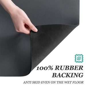 Detail of 100% rubber backing on kitchen dish drying mat with anti-skid texture