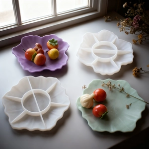 Moule en résine pour plateau lotus avec diviseurs en silicone pour bijoux et fruits
