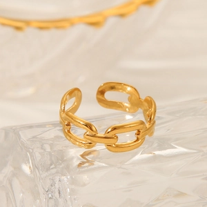 Elegant 18K gold-plated stainless steel chain ring in an adjustable open-style design
