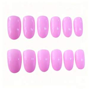 Set da 24 unghie finte ovali rosa classico, finitura lucida su sfondo bianco pulito