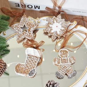 Resin Christmas Tree Ornaments Gingerbread Man Snowflake Star Stocking Hanging Decorations With Ribbons Retro Holiday