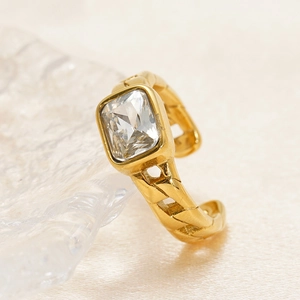 18k gold plated stainless steel open ring with rectangular zircon and chain texture