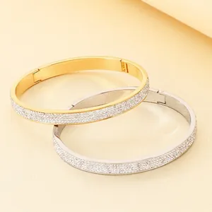 Bracelet Jonc En Acier Inoxydable Pavé De Strass Surface Large Charnière Ovale Bijoux Pour Femmes Luxe Mode Simple