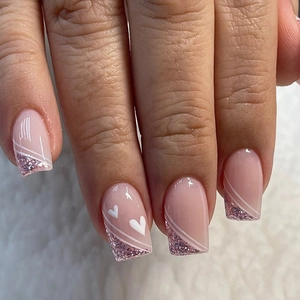 Square Press On Nails French Nude Pink Gradient Artificial Fingernails With White Heart Pattern And Glitter For Women