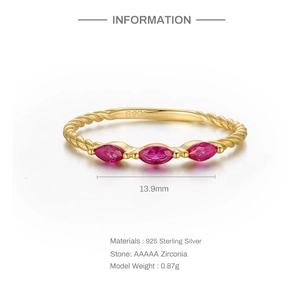 Detail view of gold-plated S925 silver ring with pink marquise zirconia and dimensions