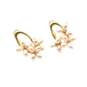 Elegant 925 silver pearl earrings in a golden flower design with sparkling crystals