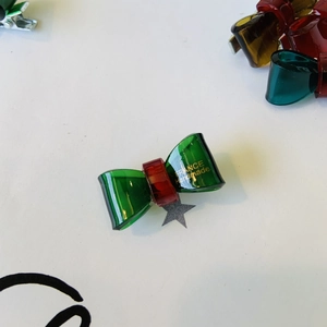 Fermaglio per capelli a fiocco trasparente fatto a mano in verde scuro e rosso