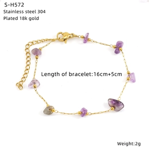 Detail of 18K gold-plated stainless steel bracelet with purple gravel stones and 16cm+5cm chain