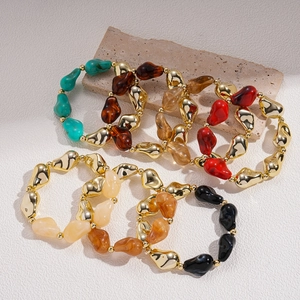 Bracelet extensible ethnique en perles acryliques géométriques colorées de style vintage