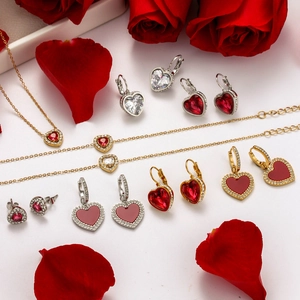 French Retro Heart Jewelry Necklace Bracelet Earrings Titanium Steel Red Zircon Rhinestone Elegant Jewelry For Women