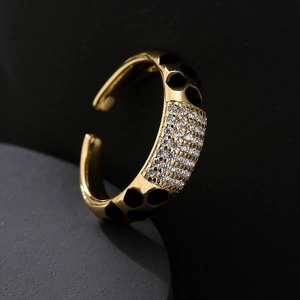 18K gold-plated adjustable ring with leopard print enamel and cubic zirconia stones