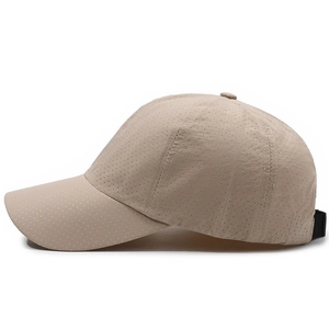Adjustable quick-dry breathable mesh baseball cap in beige with minimalist solid design
