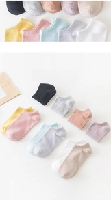 Close-up of premium cotton low-cut socks in various pastel Morandi colors and ribbed cuffs