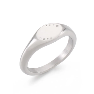 Men's vintage titanium steel ring with horizontal grooves and square polished surface