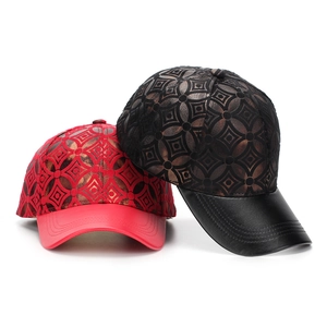 Casquettes de baseball unisexes rouge et noir avec motifs géométriques et visière cuir