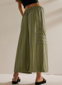 Detailed back view of colorful vertical striped wide-leg pants with elastic waist and pocket