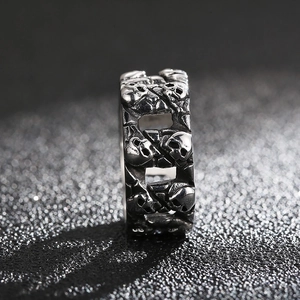 Anello a catena con teschio punk vintage da uomo in acciaio inossidabile argento retrò